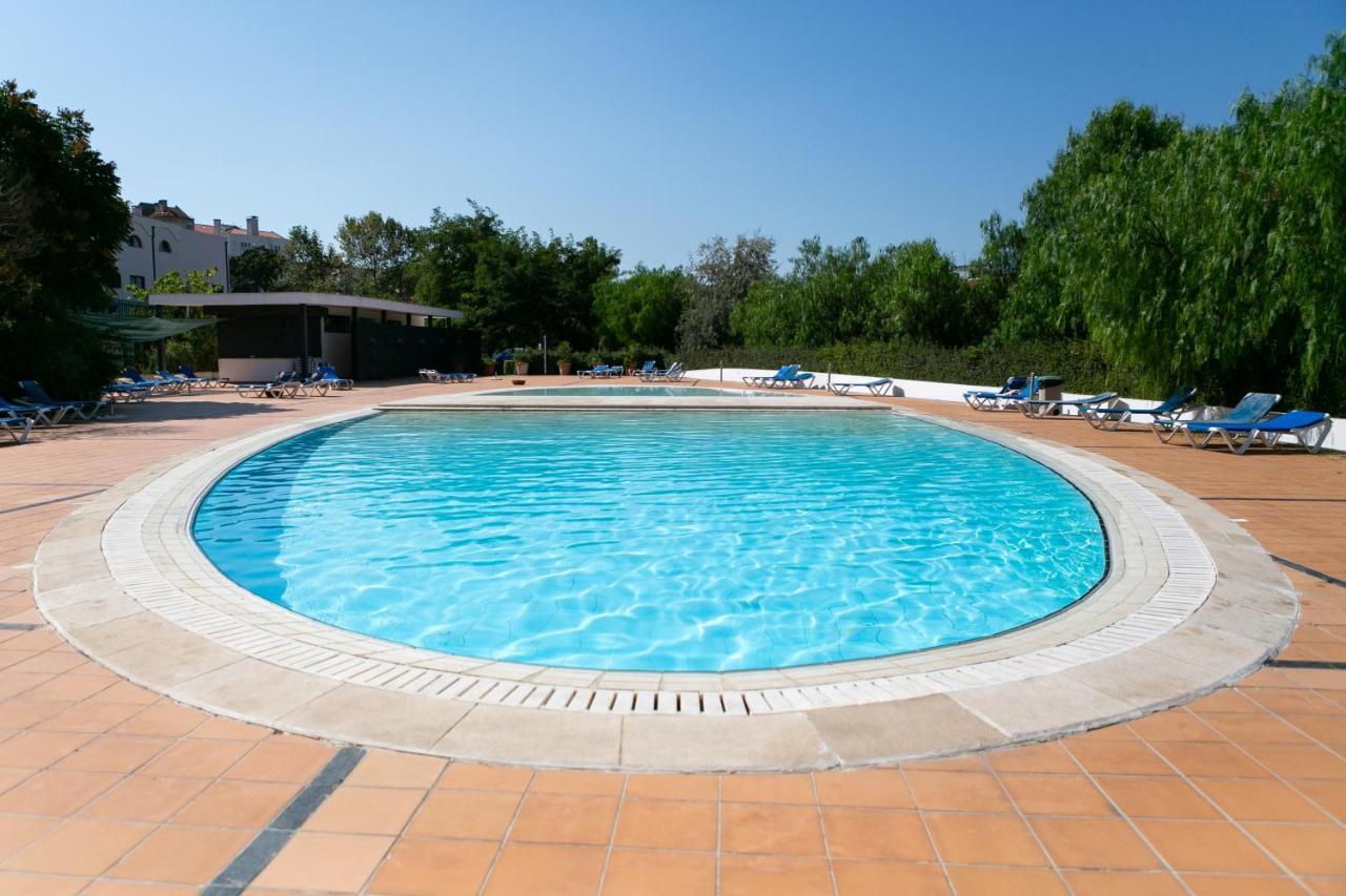 Lisbon Relax Pool Apartment - Free Parking Garage Екстер'єр фото