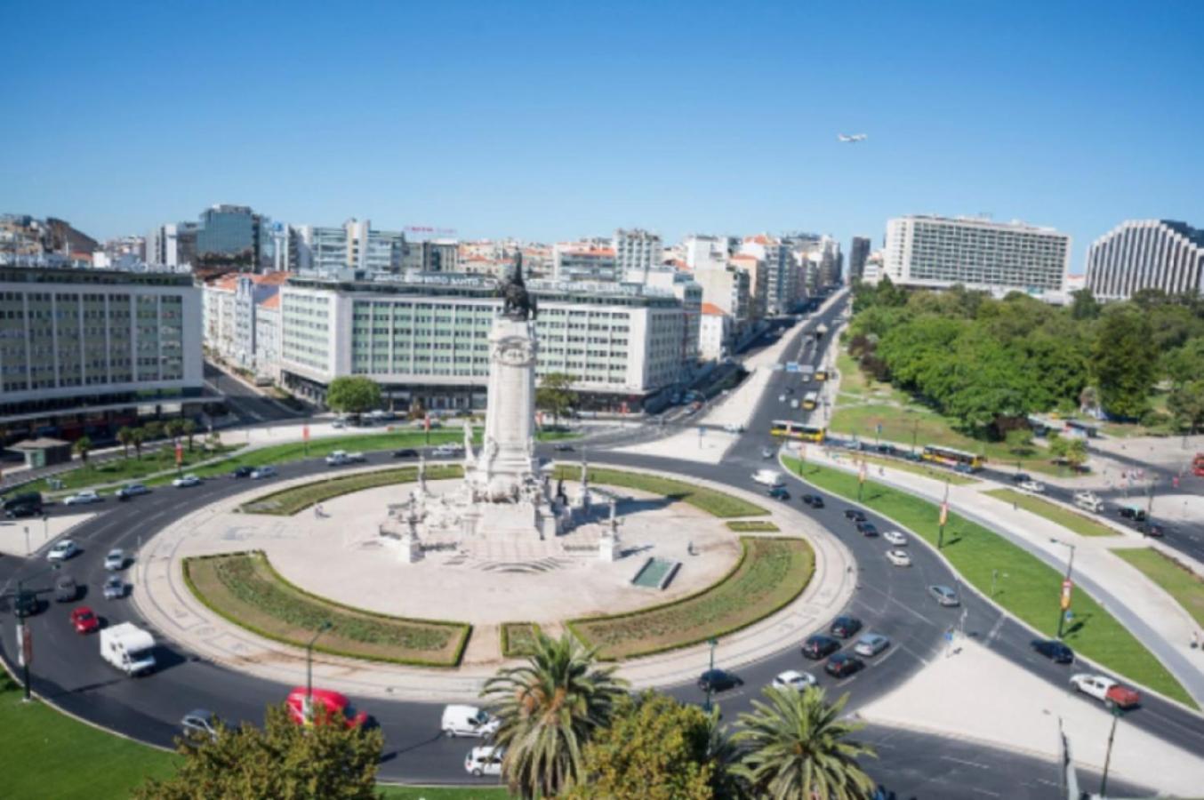 Lisbon Relax Pool Apartment - Free Parking Garage Екстер'єр фото