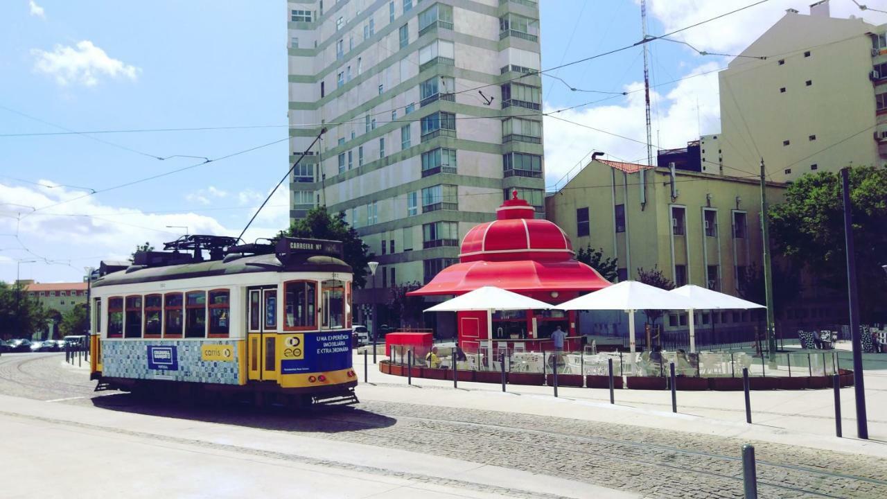 Lisbon Relax Pool Apartment - Free Parking Garage Екстер'єр фото