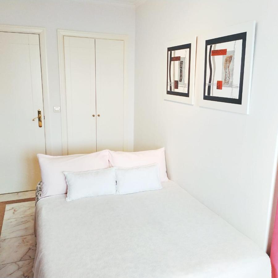 Lisbon Relax Pool Apartment - Free Parking Garage Екстер'єр фото